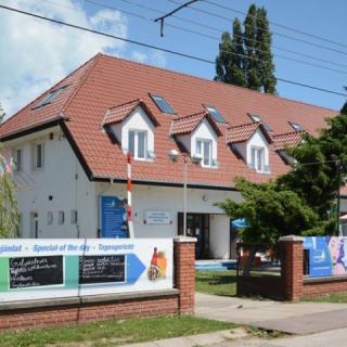 Hethland VSZ Üdülő, 33 szoba 110 férőhely