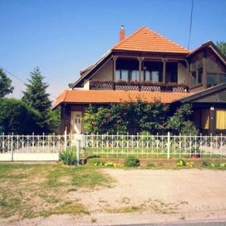 Erzsébet Ház, 3 apartman 16 férőhely