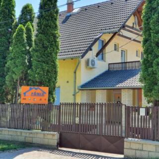 Főnix Üdülőház, 11 szoba 32 férőhely