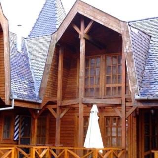 Terra Natura Apartmanház, 5 faház 30 férőhely