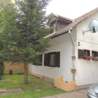 Rick Apartman, 4 apartman 8 férőhely