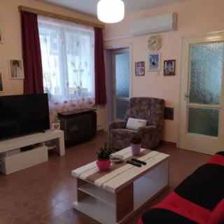 Rézi Nyaralóház, 3 szoba 9 férőhely