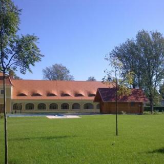 Bél Mátyás Látogatóközpont, 7 szoba 26 férőhely