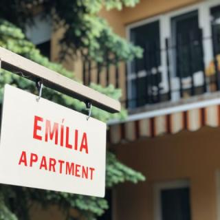 Emília Apartman, 1 apartman 6 férőhely
