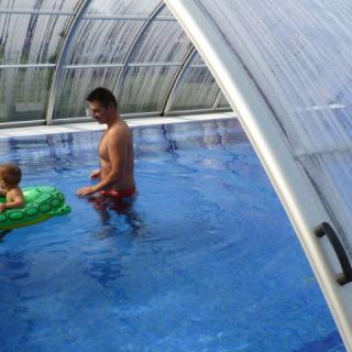 Luxury Hotel, 42 szoba 100 férőhely