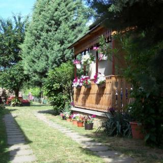 Erzsi Apartmanok, 2 apartman 11 férőhely