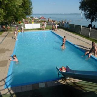 NaturExpert Mobilházak, 20 apartman 100 férőhely