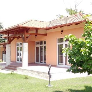 Lelle Corso Apartman, 4 apartman 14 férőhely