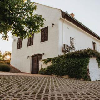 Káli Panoráma Présház, 1 apartman 8 férőhely