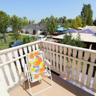 Balatonpart Apartman, 1 apartman 5 férőhely