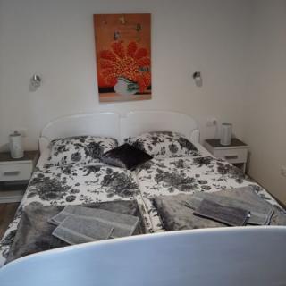 Lisa Apartman, 1 apartman 2 férőhely