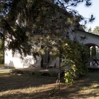 Endretro Aranypart Apartmanház, 8 apartman 16 férőhely