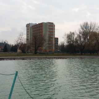 Surman Apartmanok, 9 apartman 27 férőhely