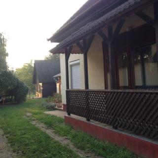 Bibi Apartmanház, 2 apartman 14 férőhely