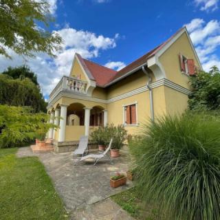 Ambrus Apartman, 1 apartman 8 férőhely