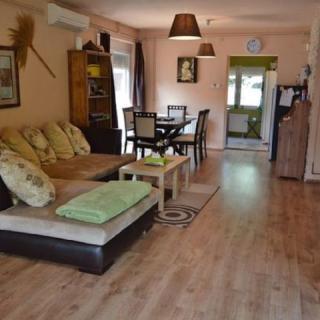 Safe House Villa, 4 szoba 8 férőhely