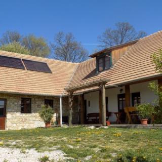 Takács Tanya, 1 apartman 4 férőhely