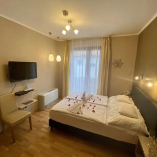 Royal Mediterran Aparthotel, 11 szoba 34 férőhely