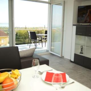 Lakeview Apartments, 2 apartman 8 férőhely