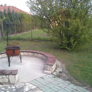 Hagy-Lak Apartman, 3 apartman 9 férőhely