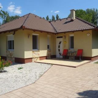 Liget Nyaraló, 3 szoba 5 férőhely