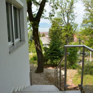 Hilltop Apartmanház, 4 apartman 12 férőhely