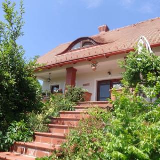 Hajnal Vendégház, 4 szoba 8 férőhely