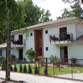 Láli Apartman, 6 apartman 11 férőhely