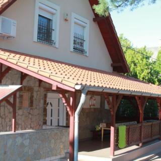 Zöldfa Apartmanház, 1 apartman 8 férőhely