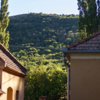 Ablak a Hegyre Vendégház, 4 szoba 12 férőhely