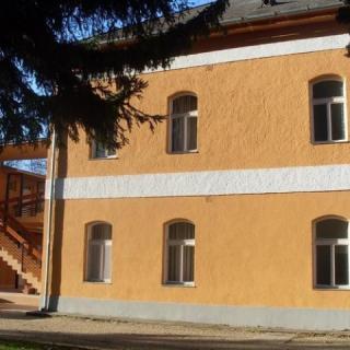 BF Üdülőház, 20 szoba 80 férőhely