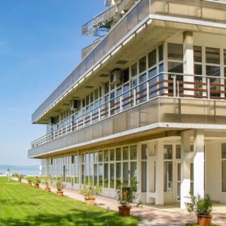 Világos Hotel, 90 szoba 180 férőhely