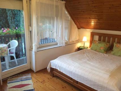 Balatonszárszón a vízpartnál kiadó apartmanok