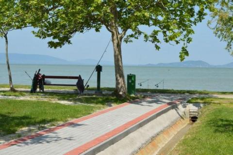 Balatonfenyvesen 6 fős nyaraló rész 30 m-re a Balatontól (26)