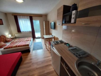 Balatonalmádiban olcsó strandközeli 2, 3, és 4 fős apartmanok