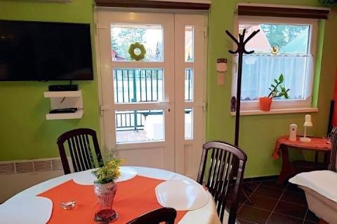 4 személyes nyaralóház Siófok mellett Balatonszéplakon kiadó