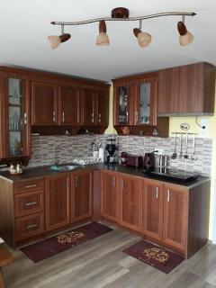 Kiadó, nyaralás céljára a Balatonhoz közel 4 fős apartman