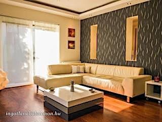 Balatonföldváron a Balatontól 500m-re 11 fős nyaraló (906)