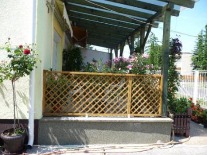 Siófokon az aranyparton a szabad strand közelében 150m-re