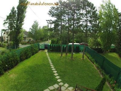 Közvetlen vízparti szállás Szántódon 6+1 főnek (314)