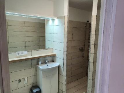 Peter's Apartman Pápa