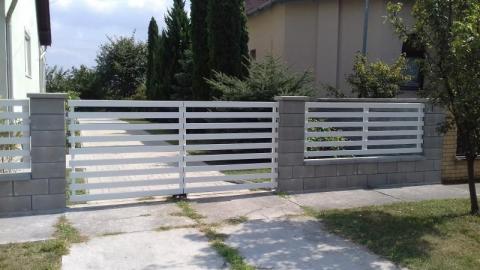 Műanyag kerítés-, kapu-, korlátelemek közvetlenül a gyártótól eladók