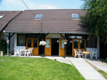 Balatonbogláron 2 és 3 fős apartmanok kiadók