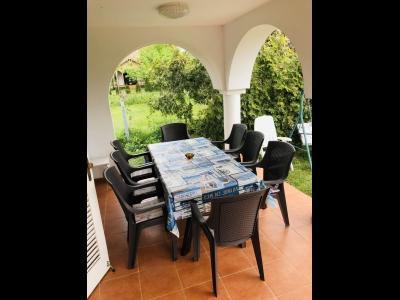 Balatonmáriafürdőn önálló nyaraló kiadó (954)