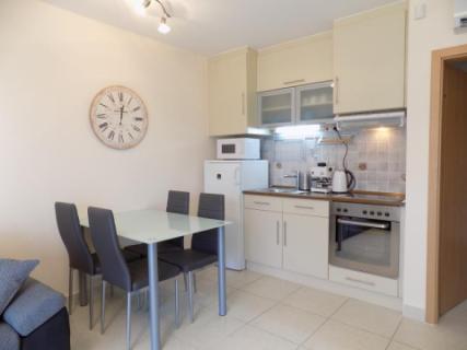 Hullám Üdülőparkban vízközeli apartman kiadó