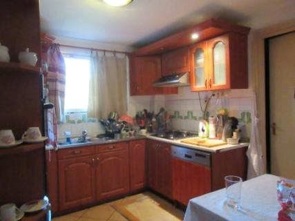 Badacsonytomaj közelében, családi ház eladó