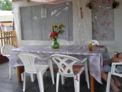 Pihenjen, kapcsolódjon ki! Lakókocsis nyaralás Alsóörsön