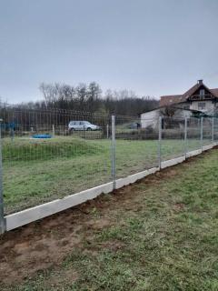 Kerítés építés vadhálóval, drótfonattal az egész országban