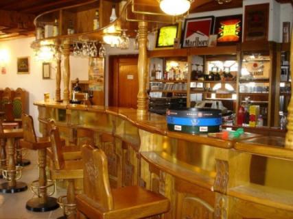 Balatonfüredi étterem és panzió eladó