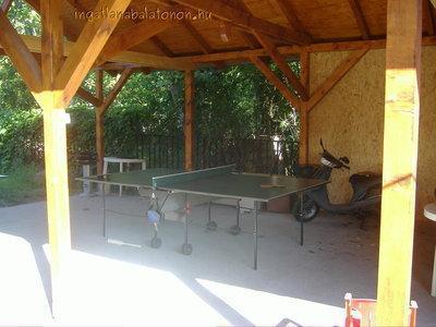 Medencés nyaraló Zamárdiban 16 fő részére (300)